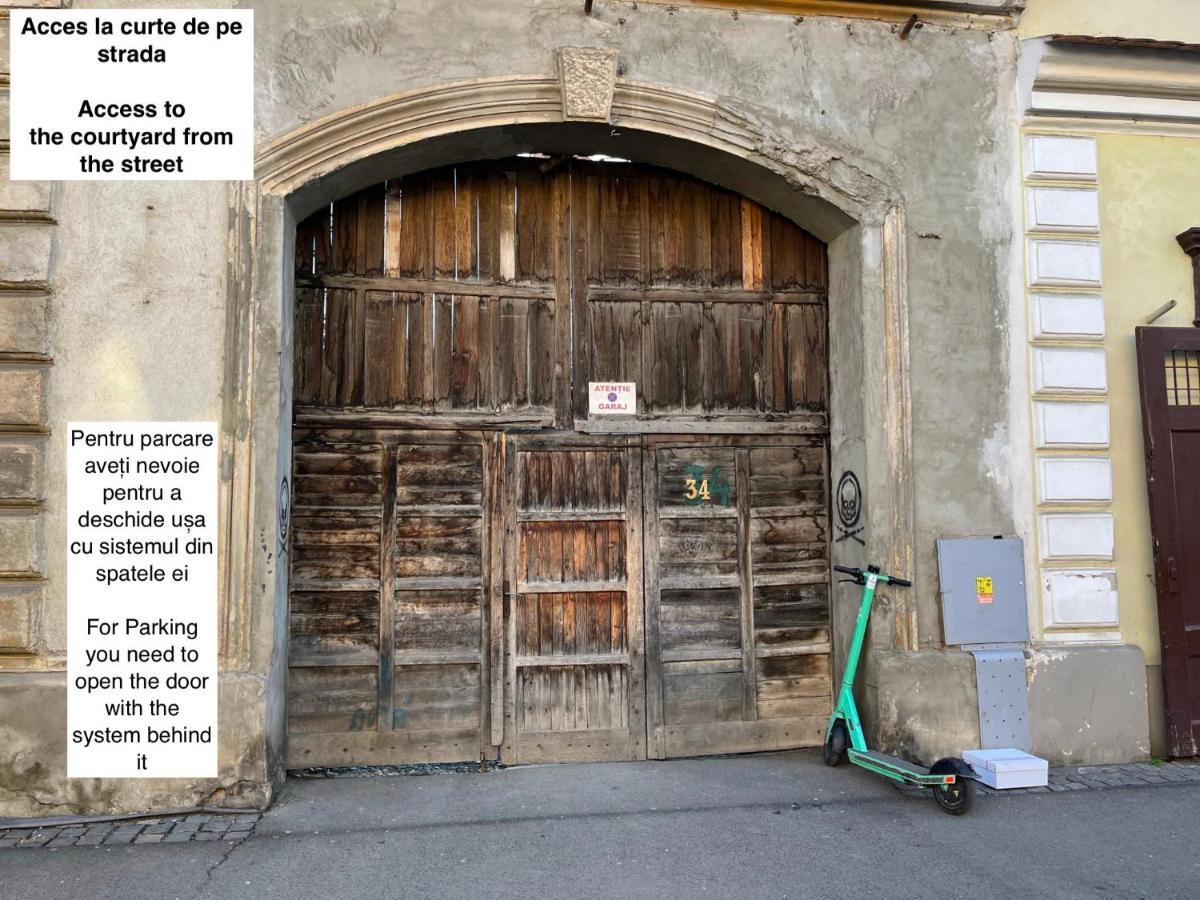 Old Town Studio 9 Mai Sibiu Bagian luar foto
